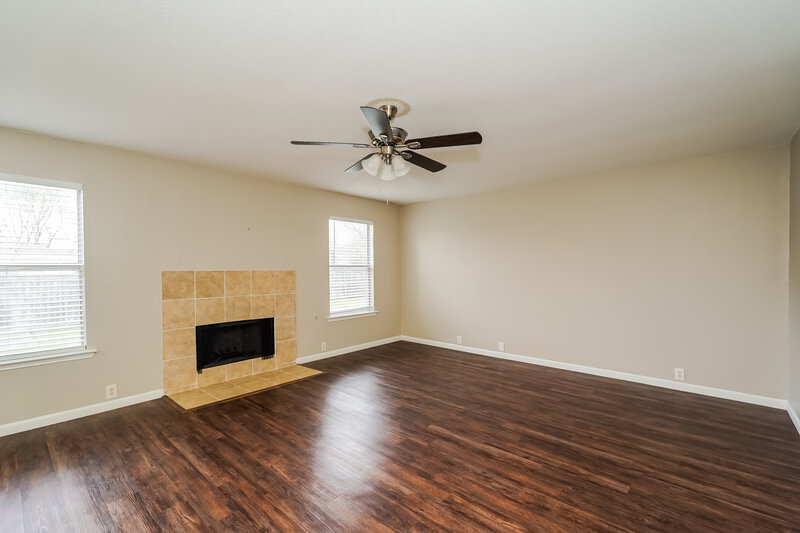 2,395/Mo, 3108 Spenrock Ct Denton, TX 76210 Living Room View