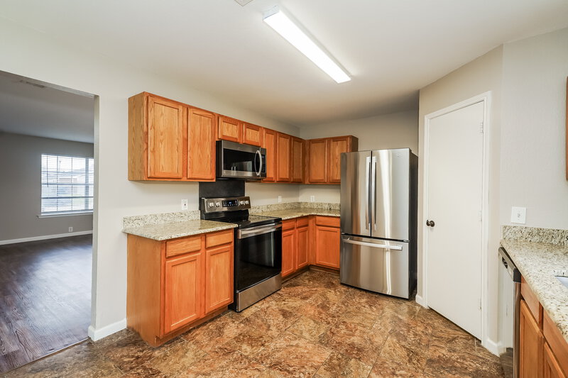 2,395/Mo, 3108 Spenrock Ct Denton, TX 76210 Kitchen View 2