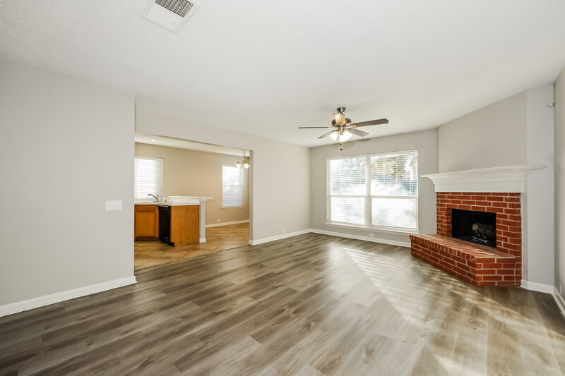 2,420/Mo, 1008 Whistle Stop Dr Saginaw, TX 76131 Living Room View 2