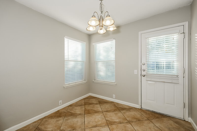 2,420/Mo, 1008 Whistle Stop Dr Saginaw, TX 76131 Breakfast Nook View
