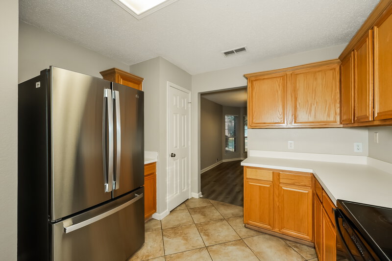 2,420/Mo, 1008 Whistle Stop Dr Saginaw, TX 76131 Kitchen View 2