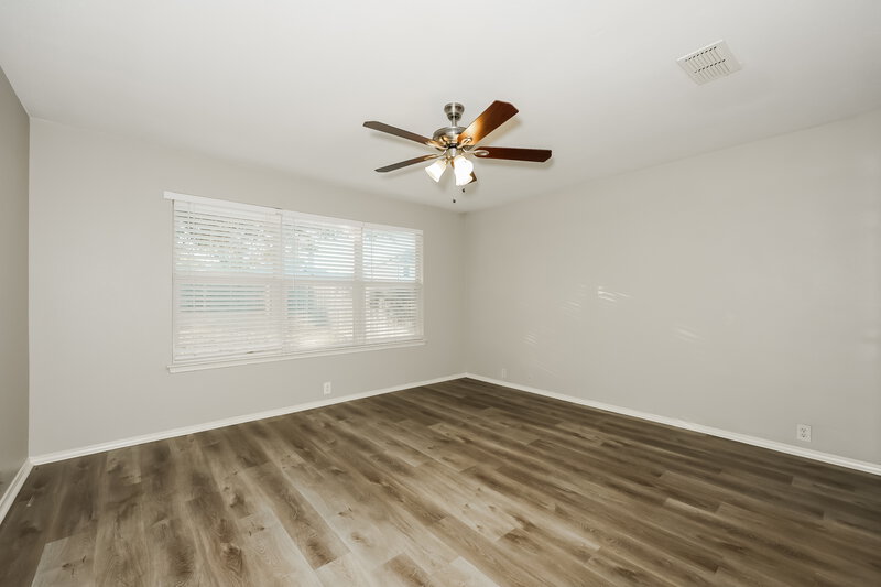 2,420/Mo, 1008 Whistle Stop Dr Saginaw, TX 76131 Main Bedroom View