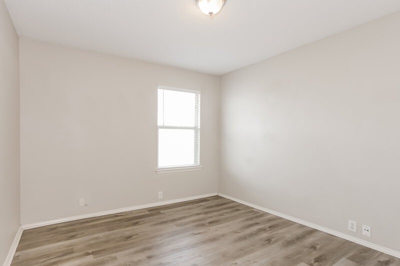 2,565/Mo, 1008 Whistle Stop Dr Saginaw, TX 76131 Bedroom View 2