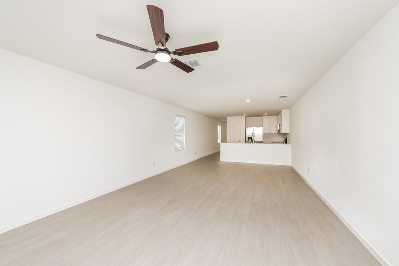 2,085/Mo, 1231 Maple St Wilmer, TX 75172 Living Room View
