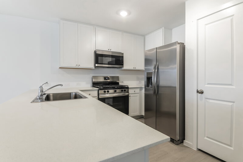 1,855/Mo, 1717 Crossbill St Forney, TX 75126 Kitchen View 2