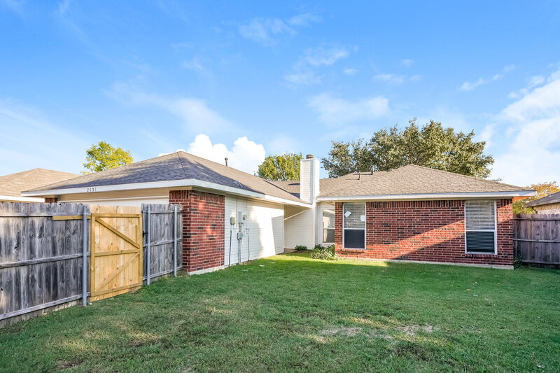 2,215/Mo, 2531 Palisades Pl Mesquite, TX 75181 Rear View
