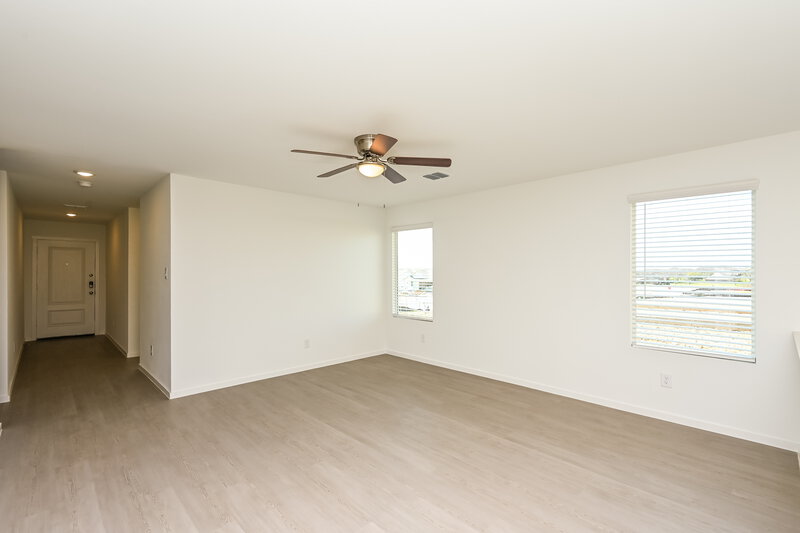 1,925/Mo, 10728 Gun Barrel St Fort Worth, TX 76108 Living Room View 3