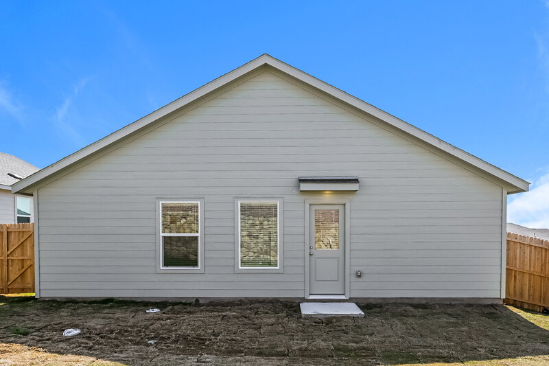 1,925/Mo, 10728 Gun Barrel St Fort Worth, TX 76108 Rear View