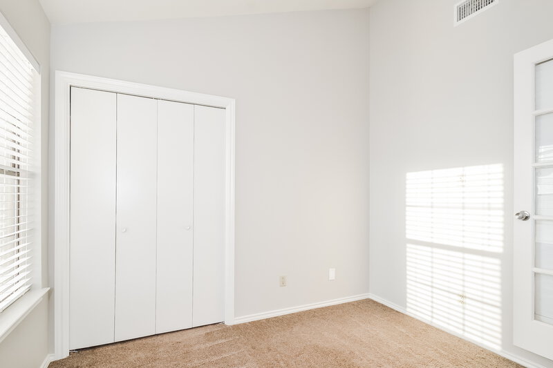 1,970/Mo, 2613 Mountainview Dr Corinth, TX 76210 Bedroom View 2