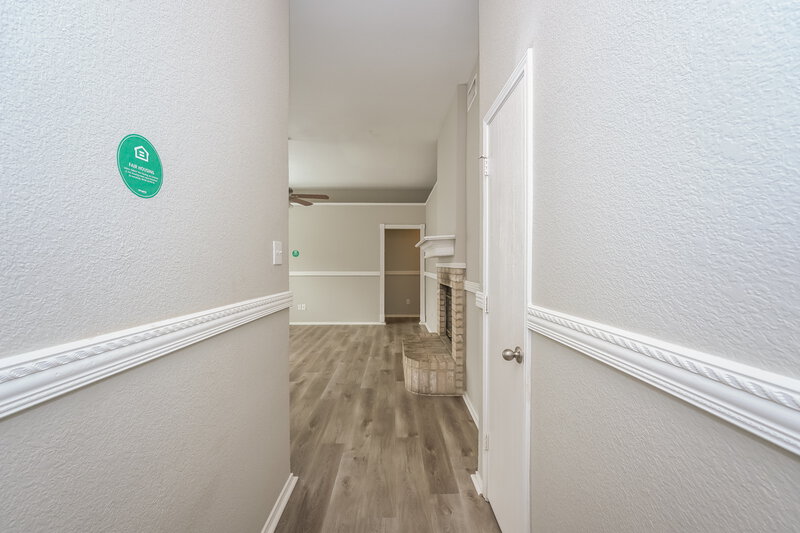 1,905/Mo, 4213 S Coral Springs Dr Fort Worth, TX 76123 Foyer View