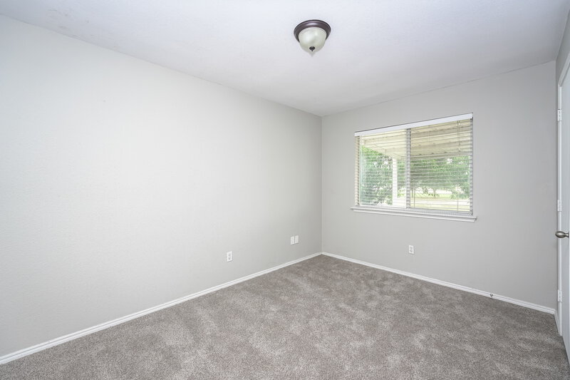 1,905/Mo, 4213 S Coral Springs Dr Fort Worth, TX 76123 Bedroom View