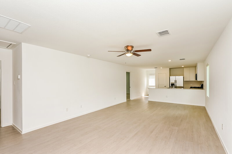 1,915/Mo, 1624 Limpkin Dr Fort Worth, TX 76140 Living Room View