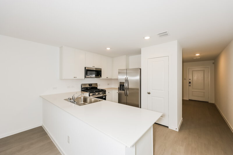 1,905/Mo, 1604 Limpkin Dr Fort Worth, TX 76140 Kitchen View