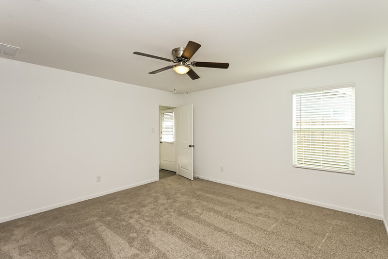 1,905/Mo, 1620 Limpkin Dr Fort Worth, TX 76140 Main Bedroom View