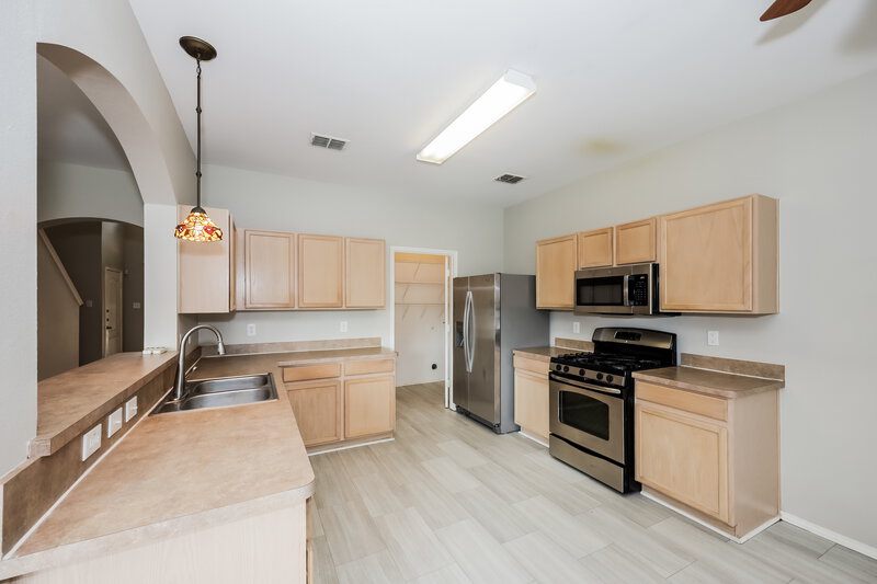 2,785/Mo, 640 Tabasco Trl Arlington, TX 76002 Kitchen View