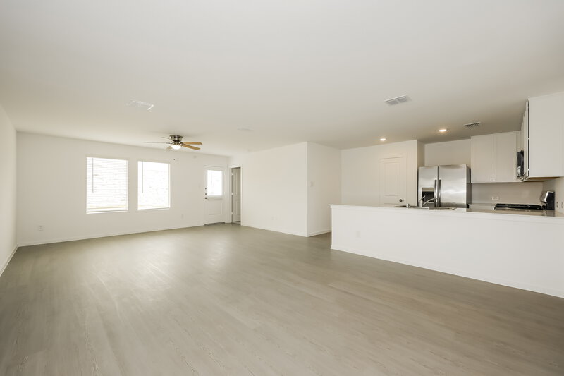 1,975/Mo, 2201 La Vista Ln Fort Worth, TX 76108 Dining Room View 2