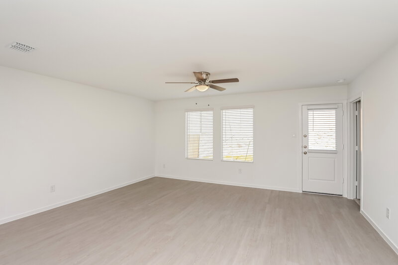 2,120/Mo, 10720 Gun Barrel St Fort Worth, TX 76108 Living Room View 2