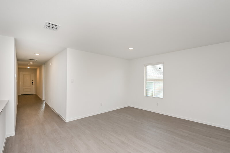 2,120/Mo, 10720 Gun Barrel St Fort Worth, TX 76108 Dining Room View 2