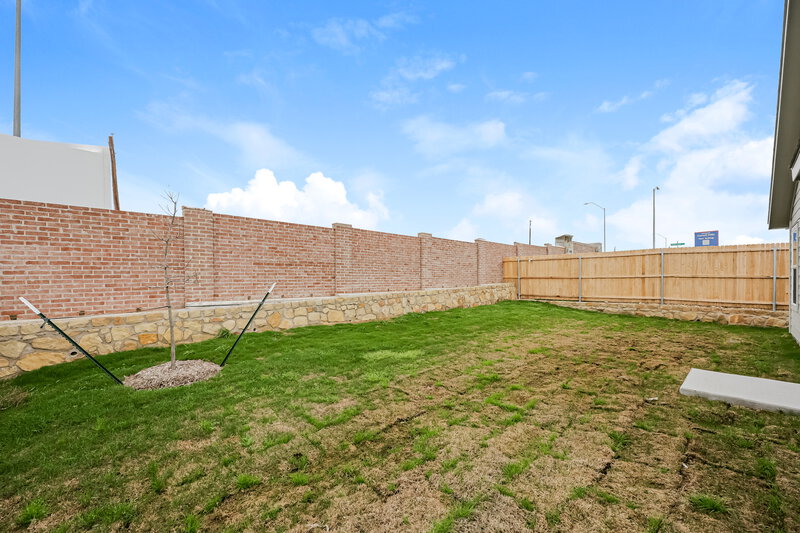 2,160/Mo, 10704 Gun Barrel St Fort Worth, TX 76108 Rear View