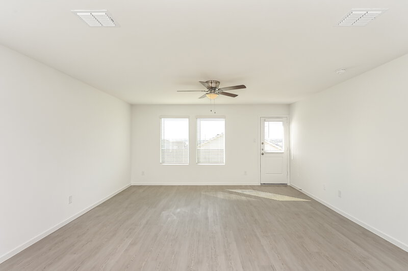 1,970/Mo, 2209 La Vista Ln Fort Worth, TX 76108 Living Room View