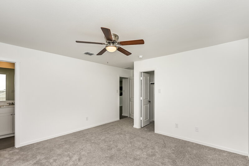 1,970/Mo, 2209 La Vista Ln Fort Worth, TX 76108 Main Bedroom View