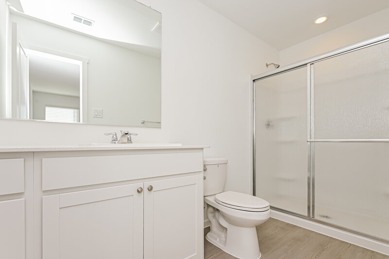 1,945/Mo, 10713 Revolver Dr Fort Worth, TX 76108 Main Bathroom View