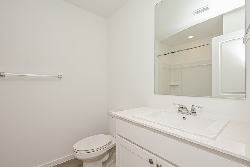 1,945/Mo, 10713 Revolver Dr Fort Worth, TX 76108 Bathroom View