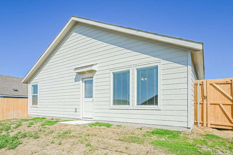 1,945/Mo, 10713 Revolver Dr Fort Worth, TX 76108 Rear View