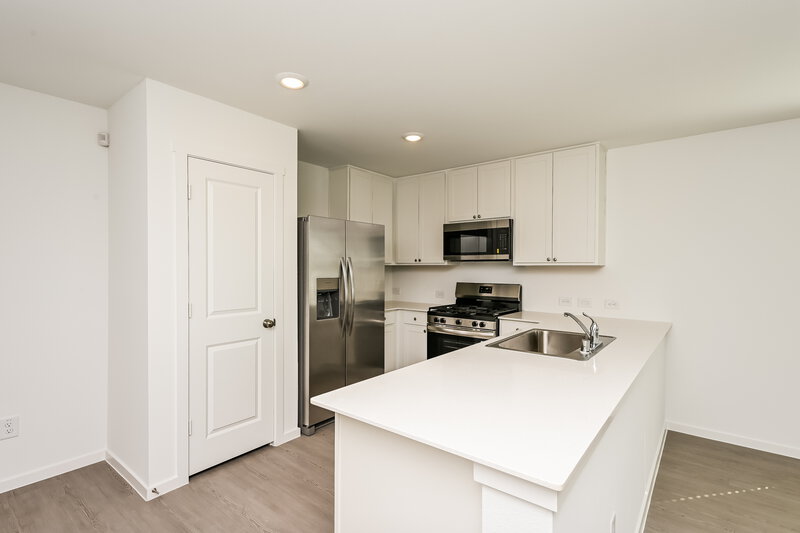 2,355/Mo, 2213 La Vista Ln Fort Worth, TX 76108 Kitchen View 3