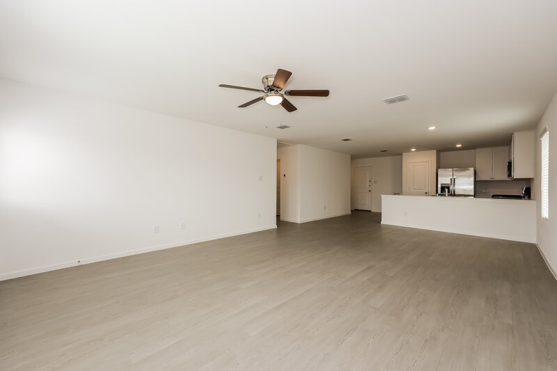 1,915/Mo, 10729 Revolver Dr Fort Worth, TX 76108 Living Room View 3
