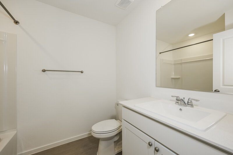 1,960/Mo, 2225 Crested Saguaro St Fort Worth, TX 76108 Bathroom View