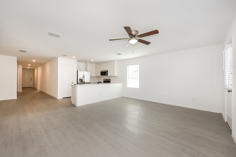 2,025/Mo, 10716 Gun Barrel St Fort Worth, TX 76108 Living Room View 2