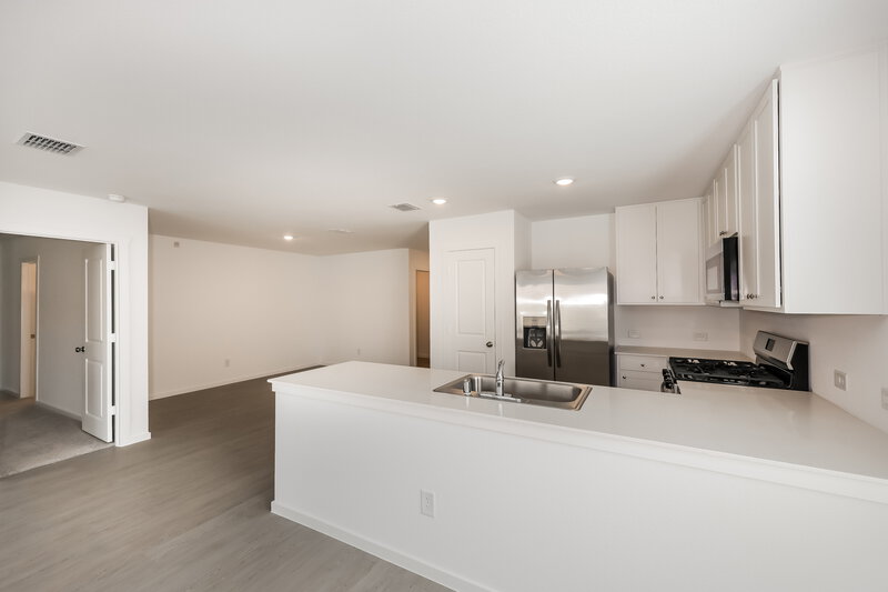 2,025/Mo, 10716 Gun Barrel St Fort Worth, TX 76108 Kitchen View 3