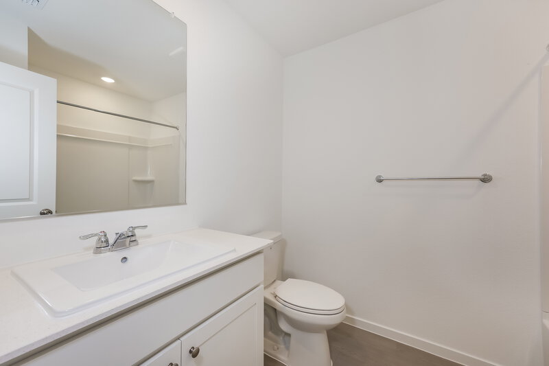 2,025/Mo, 10716 Gun Barrel St Fort Worth, TX 76108 Bathroom View