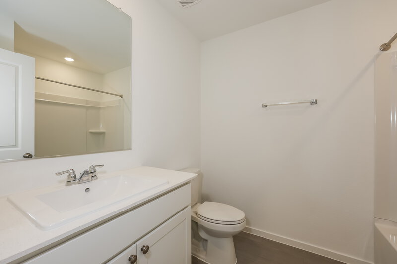 1,930/Mo, 10712 Gun Barrel St Fort Worth, TX 76108 Bathroom View