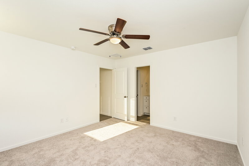 2,095/Mo, 2217 La Vista Ln Fort Worth, TX 76108 Main Bedroom View 2