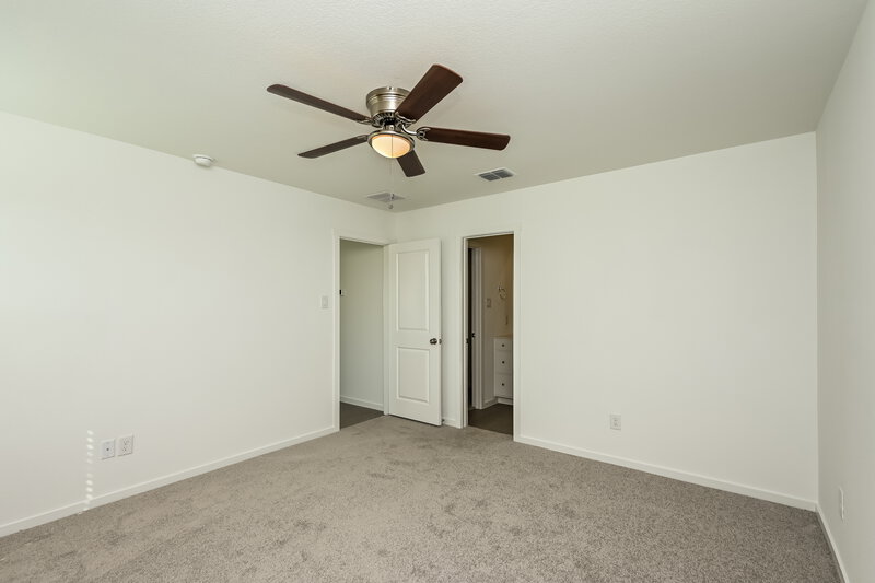2,035/Mo, 10725 Revolver Dr Fort Worth, TX 76108 Main Bedroom View 2
