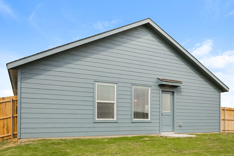 2,035/Mo, 10701 Revolver Dr Fort Worth, TX 76108 Rear View