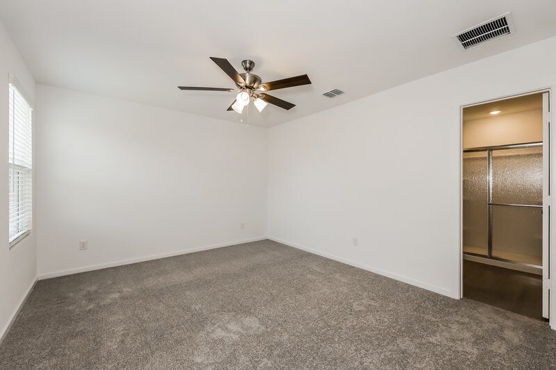 2,085/Mo, 1243 Maple St Wilmer, TX 75172 Main Bedroom View 2