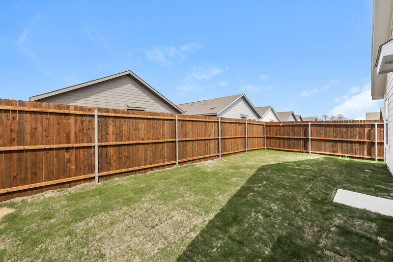 2,085/Mo, 1243 Maple St Wilmer, TX 75172 Exterior View