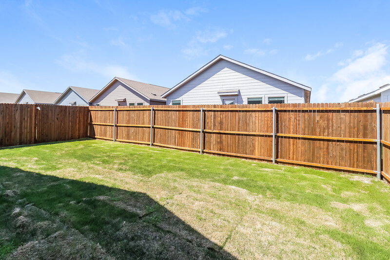 1,875/Mo, 1247 Maple St Wilmer, TX 75172 Rear View