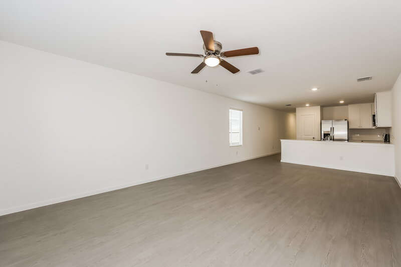 2,025/Mo, 110 Willow Way Wilmer, TX 75172 Living Room View 2