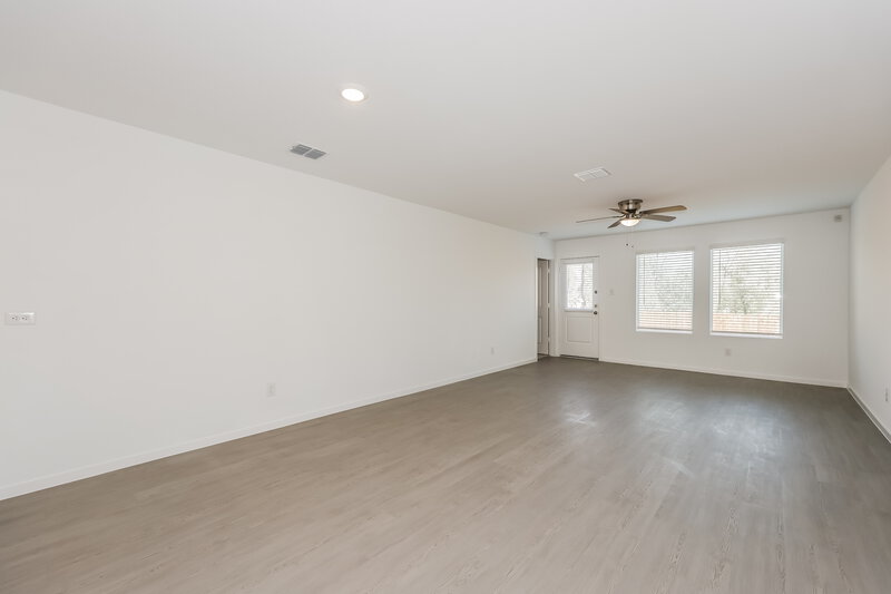 2,025/Mo, 110 Willow Way Wilmer, TX 75172 Dining Room View 2