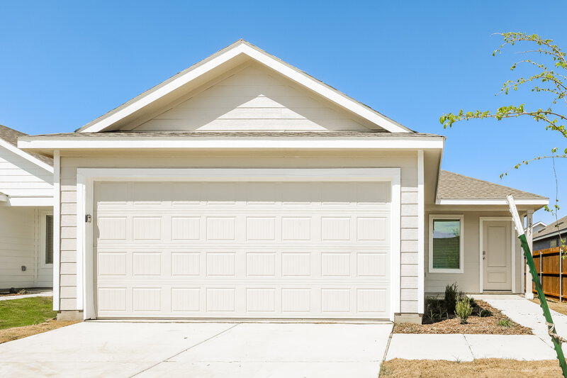 1,880/Mo, 1227 Maple St Wilmer, TX 75172 External View
