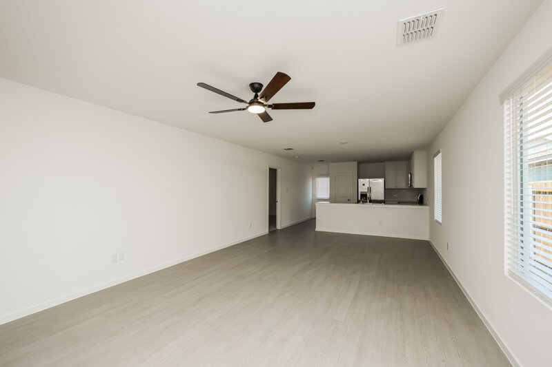 1,880/Mo, 1227 Maple St Wilmer, TX 75172 Living Room View 2
