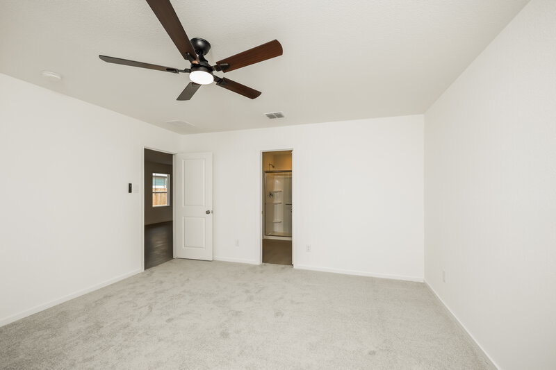 1,880/Mo, 1227 Maple St Wilmer, TX 75172 Main Bedroom View 2