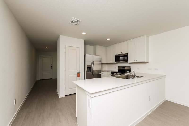 1,875/Mo, 1255 Maple St Wilmer, TX 75172 Kitchen View 3