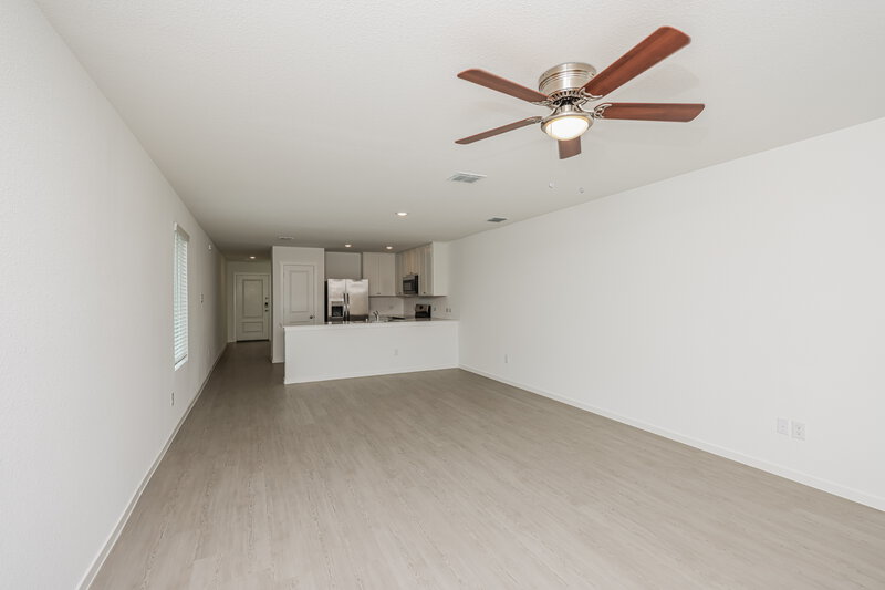 1,975/Mo, 1223 Maple St Wilmer, TX 75172 Living Room View 2