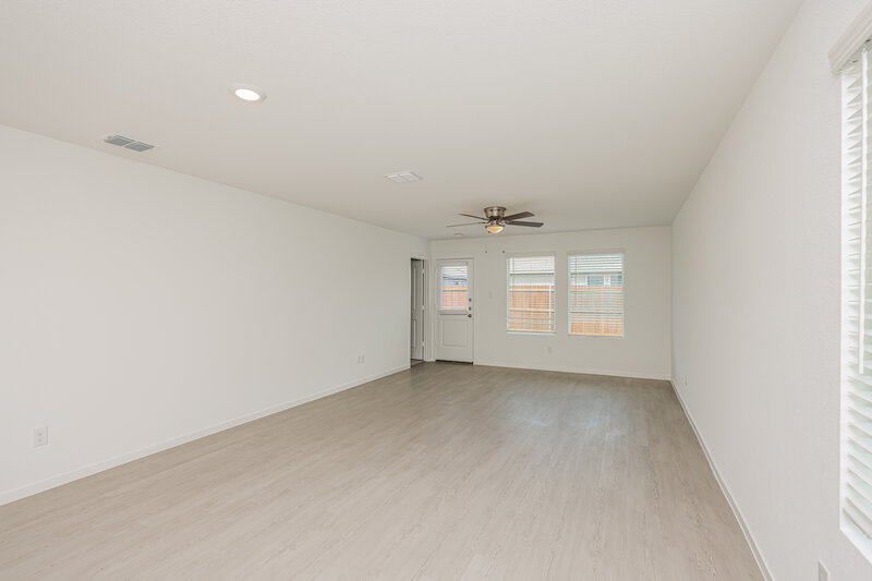 1,975/Mo, 1223 Maple St Wilmer, TX 75172 Dining Room View