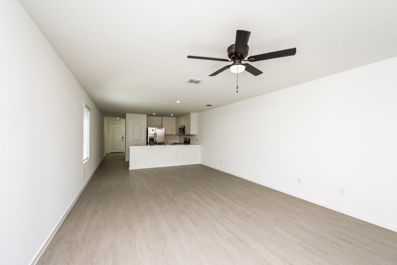 2,025/Mo, 1235 Maple St Wilmer, TX 75172 Living Room View